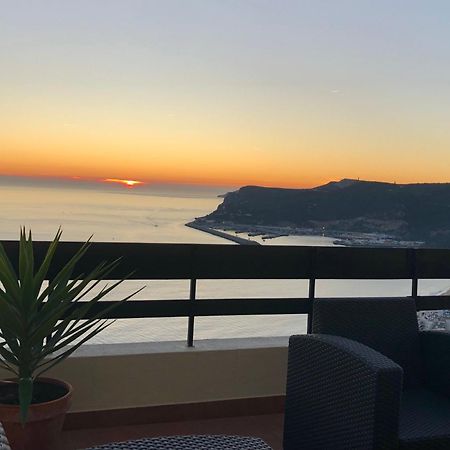 Apartment With A Stunning View Over 塞辛布拉 外观 照片